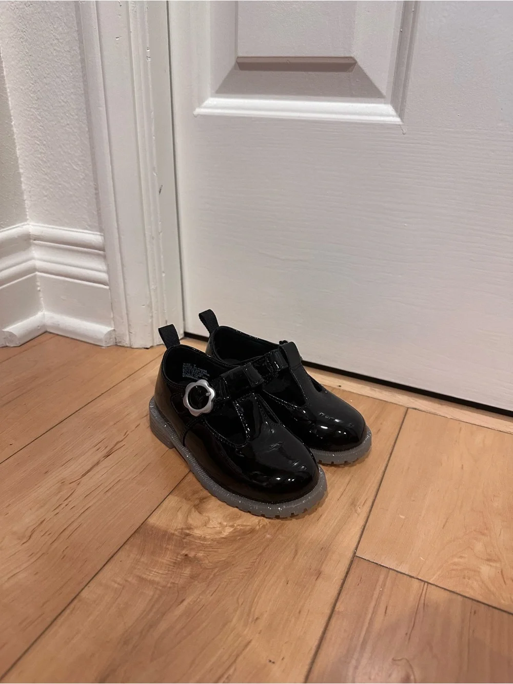 GAP Black Patent Mary Jane Shoes with Silver Buckle